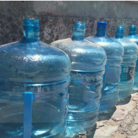 Vigilan a embotelladoras de agua