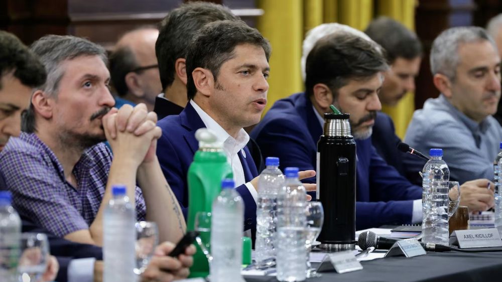 El kirchnerismo presiona para que Kicillof defina si desdobla la elecci�n y se abren inc�gnitas en la interna