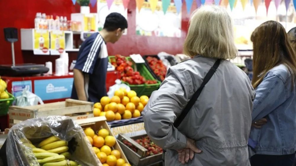 Los alimentos en GBA duplicaron la inflaci�n proyectada en febrero: qu� productos subieron m�s