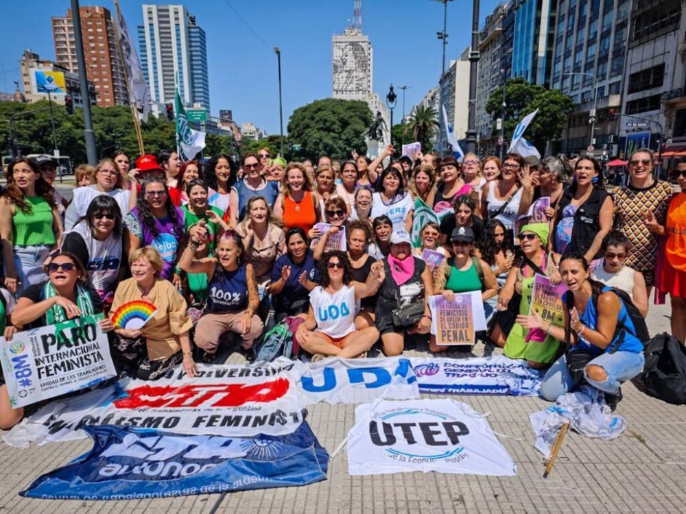 El Bloque Sindical de las CTA, la CCC y la UTEP llama a una masiva movilizacin en el 8M contra el ajuste de Milei