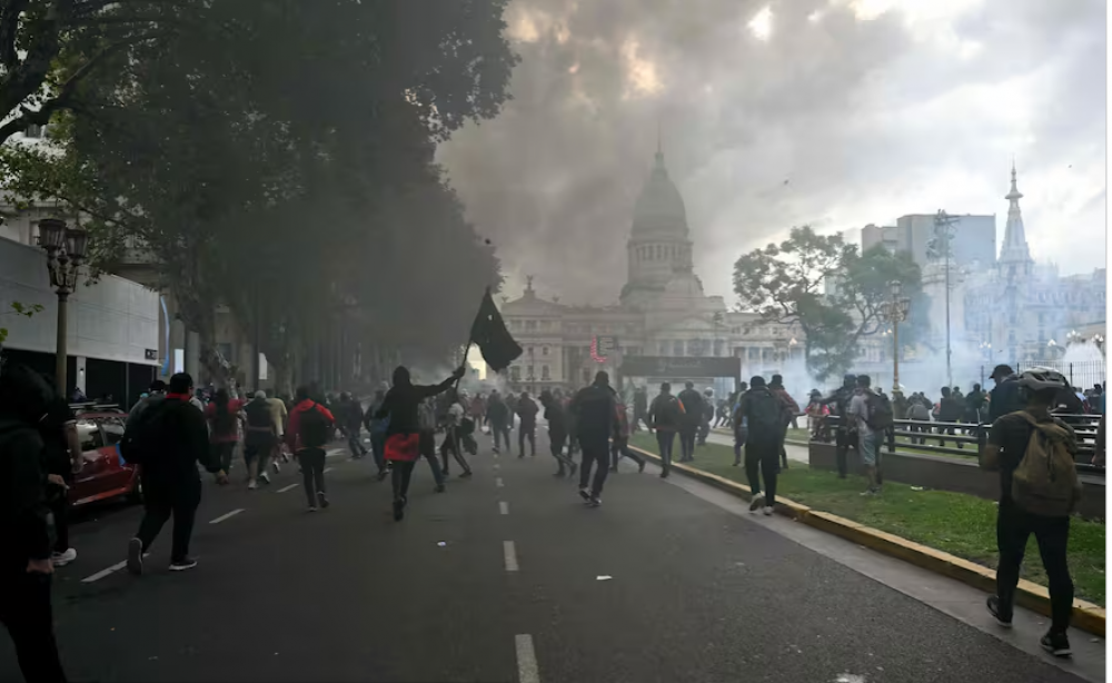 Un desafo a la gobernabilidad libertaria