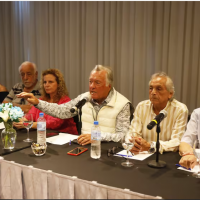 Luis Barrionuevo trabaja para desactivar el paro de la CGT contra Milei