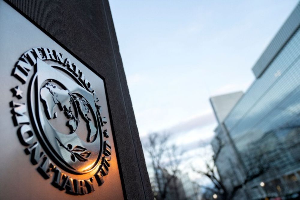 A Caputo no le alcanzan los 8000 millones del FMI