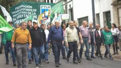 Gremio de la Alimentacin cercano al gobierno adherir al paro del jueves
