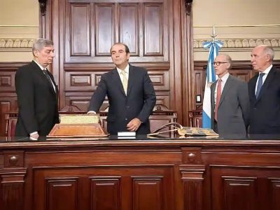La Corte Suprema recort derechos laborales con la firma del ahora renunciado Garca-Mansilla