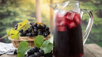 Inici vendiendo jugo de uva en Edomex, su negoci creci rpido y se transform en un poderoso empresario: ahora la compaa pertenece a Coca Cola