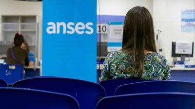Jubilados, bajo la lupa: qu analiza el Gobierno para cumplir con la reforma previsional que exige el FMI