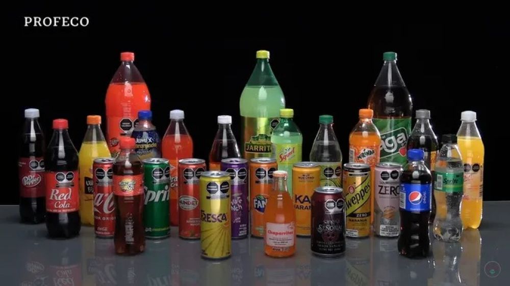 La lista negra de los refrescos: las ocho marcas dainas a la salud por su exceso de azcares, segn la Profeco