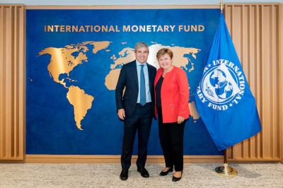 Caputo recogi en Washington el apoyo de Bessent, la confianza de los inversores privados y la plcida sonrisa de Georgieva