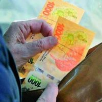 Histrico derrumbe del salario mnimo: perdi ms de un tercio de su poder adquisitivo en apenas cinco meses