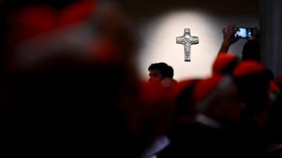 En Santa Mara la Mayor, el homenaje de los cardenales al Papa y la oracin de la gente