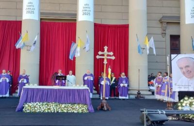 Mons. Garca Cuerva en el adis a Francisco: 'Gracias, perdn y te queremos mucho'