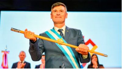 El intendente Passerini pidi que todo el gabinete ponga las renuncias a disposicin
