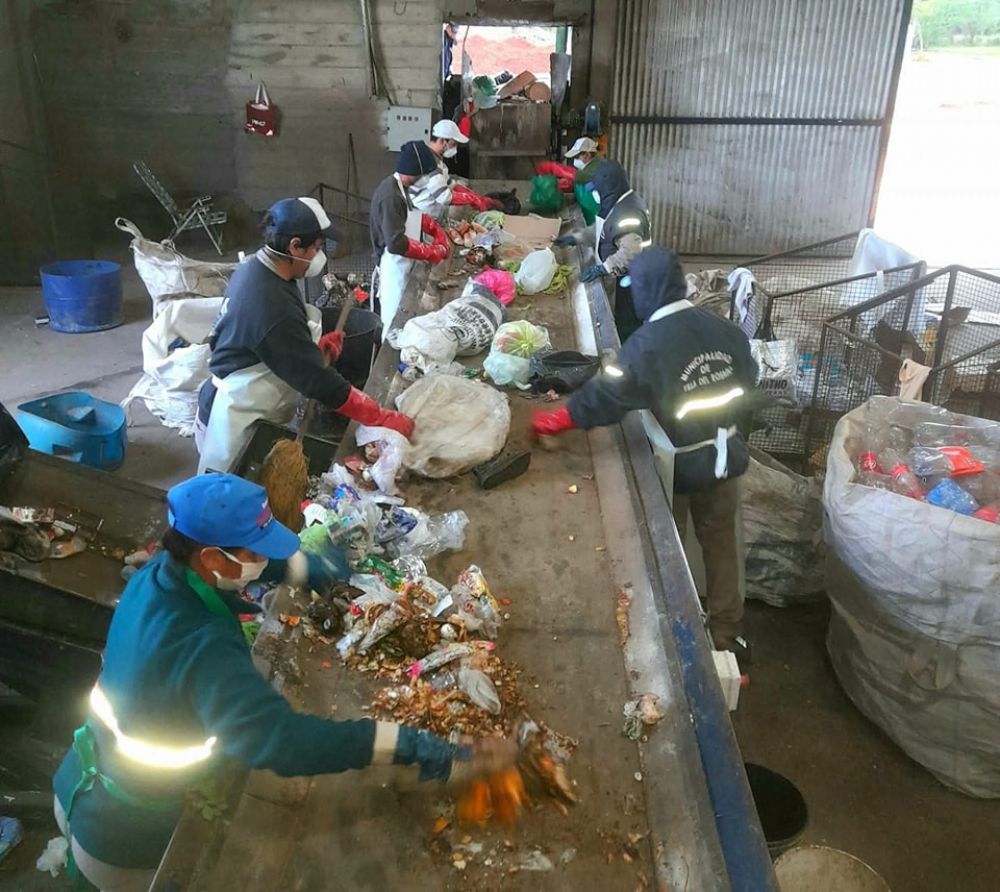 Villa del Rosario sum terreno y maquinarias para optimizar el trabajo en la Planta de Tratamiento de Residuos