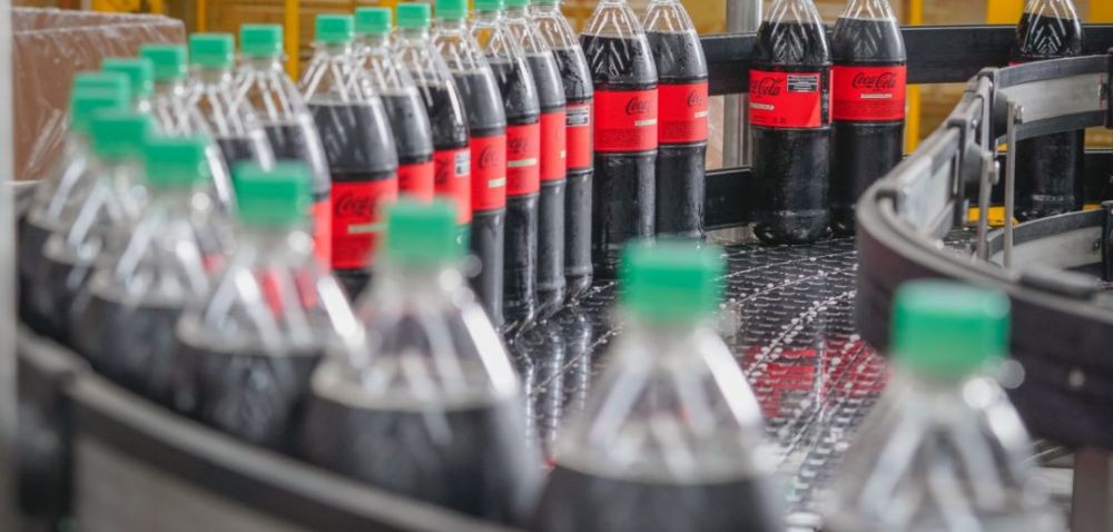 Socios de Coca Cola en Argentina anunciaron una nueva lnea de produccin de envases