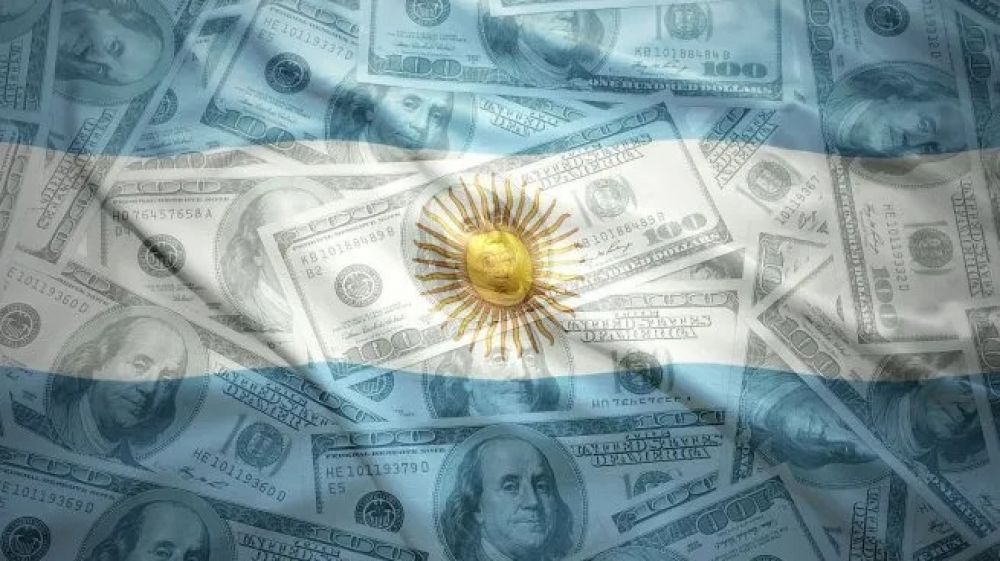 Gobierno estudia permitir el uso de dlares sin tener que justificar el origen de los fondos