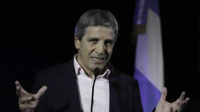 Las definiciones de Luis Caputo sobre el uso de dlares y el 