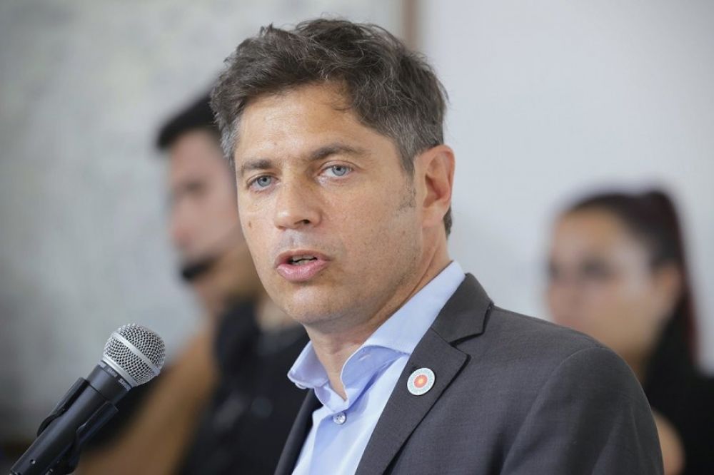 Mientras puja por el armado de las listas, Kicillof avanza en la ingeniera electoral