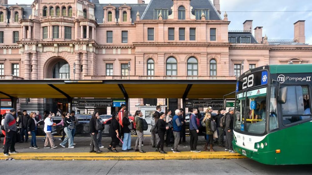 Paro de colectivos: El secretario gremial de la UTA amenaz con un paro por tiempo indeterminado