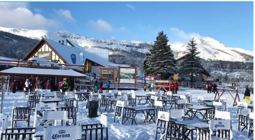Empleados de Comercio en guardia por un posible plan flexibilizador en el centro de esqu de Chapelco