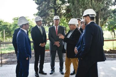 Toto Caputo cerr la grieta que divide a los gobernadores: 