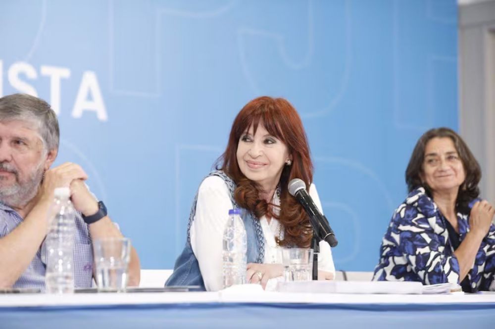 Ficha limpia: el PJ denuncia proscripcin y sale en defensa de Cristina Kirchner