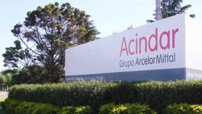 La UOM y Acindar hacen tambalear el techo a las paritarias: firmaron el primer acuerdo con ajuste por inflacin