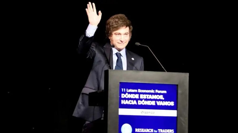 Avanza el blanqueo permanente: una platea empresaria que incit a Milei con aplausos disonantes
