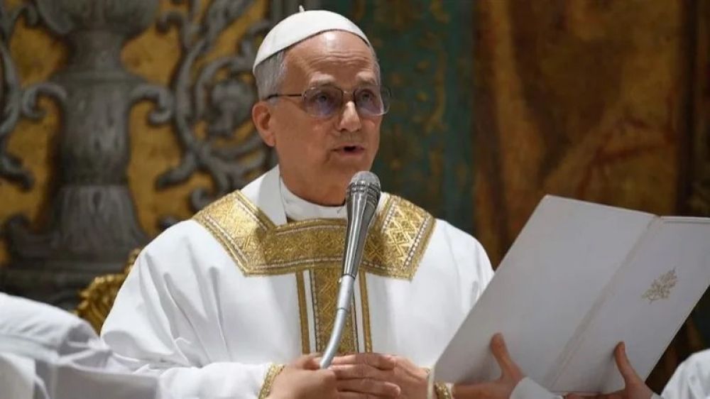 El papa Len XIV record a Francisco en su primera misa: 