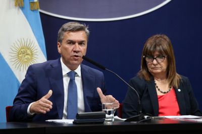 Bullrichismo al palo, la estrategia de Zdero para frenar a Capitanich