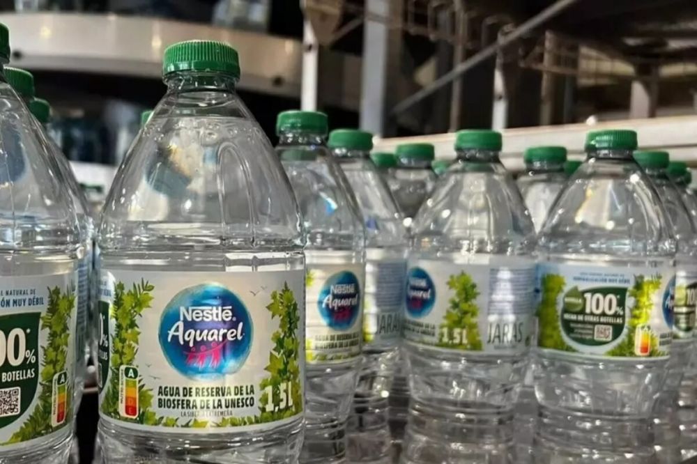 Nestl busca comprador para su agua mineral tras sus problemas con la justicia francesa. Precio de salida: 4.400 millones de euros