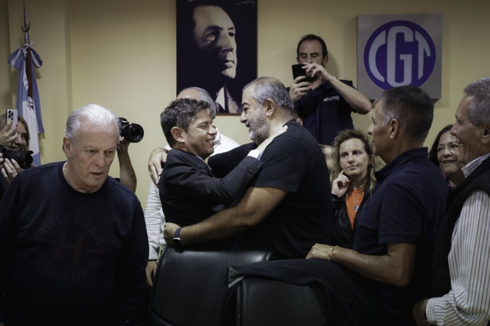 Un poco con los salarios y otro poco con Kicillof