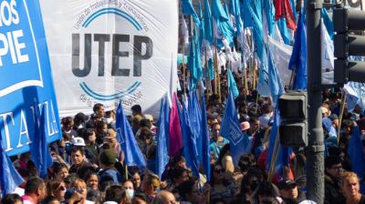 Más de 5 mil personas coparon la Secretaría de Trabajo contra el ajuste y el recorte social