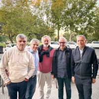Un grupo de intendentes cocina una tercera va peronista para las elecciones