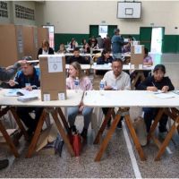 Los candidatos esperan una baja participacin en CABA y crecen las especulaciones: la apuesta al ncleo duro