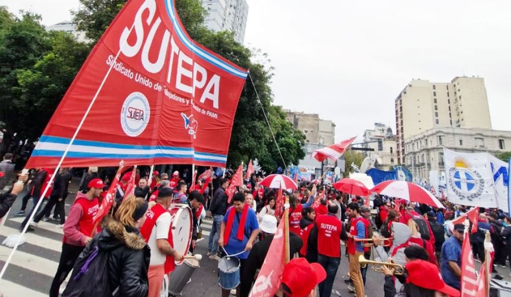 SUTEPA denunci la crisis del PAMI en el da del aniversario del organismo
