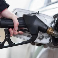 La nafta y el gasoil aumentaron hasta 0,4%: YPF traslad a los surtidores la suba de los biocombustibles