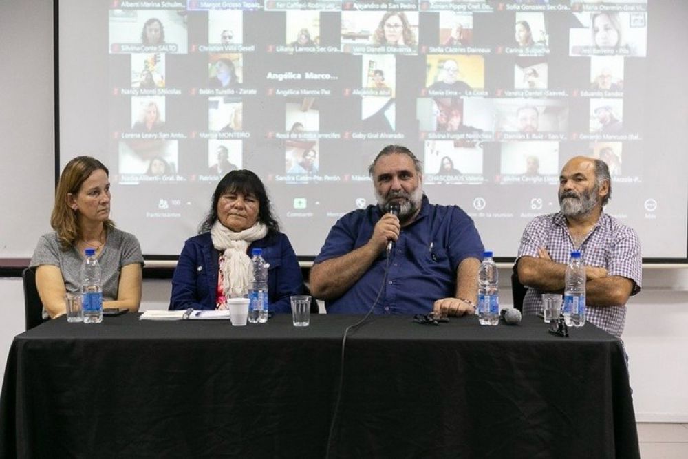 Con discrepancias, los gremios docentes aceptaron la oferta provincial