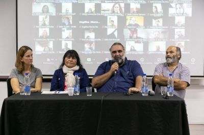 Con discrepancias, los gremios docentes aceptaron la oferta provincial