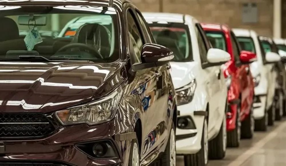 Avanza la desigualdad: el gobierno libera el ingreso de productos de lujo, pero miles de familias no acceden a lo esencial