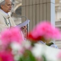 Len, y la Iglesia pequea levadura de unidad y amor