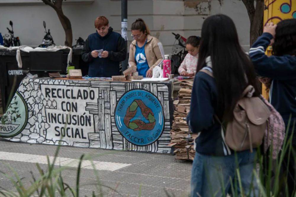 Ro Cuarto: Ms de mil estudiantes participaron de la Jornada de Ecocanje