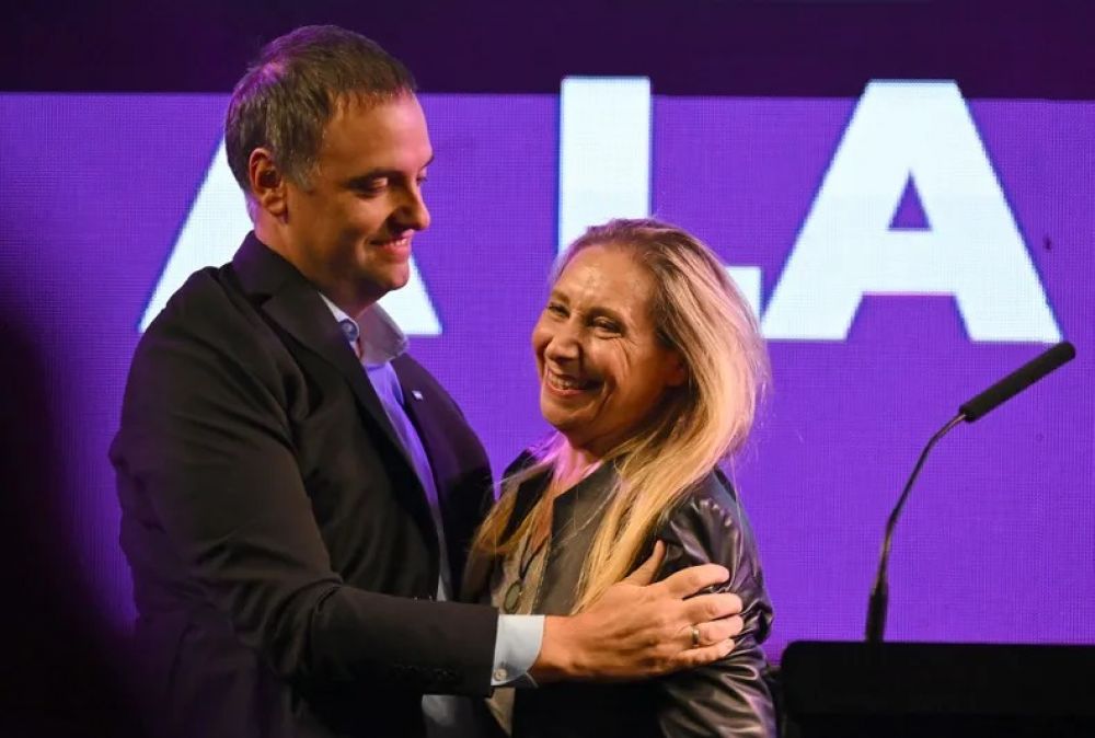 Karina Milei quiere que Manuel Adorni siga siendo vocero presidencial