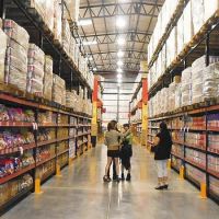 Los productos importados se dispararon 6% y la inflación mayorista se aceleró al 2,8% en abril