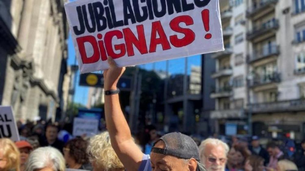 Episcopado: 'La sociedad debe apresurarse a atender a sus ancianos'
