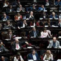 La oposición desafía al oficialismo con una sesión especial y un temario que incomoda al Gobierno