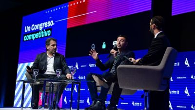 Opositores dialoguistas apoyaron el modelo de Milei de cara a octubre y crece el consenso de los empresarios