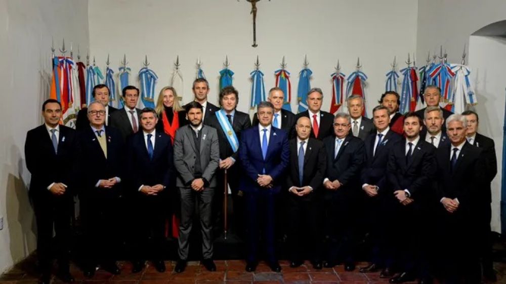 Pacto de Mayo: apenas una foto en Tucumn que no gener debates sobre impuestos y coparticipacin