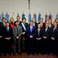 Pacto de Mayo: apenas una foto en Tucumán que no generó debates sobre impuestos y coparticipación