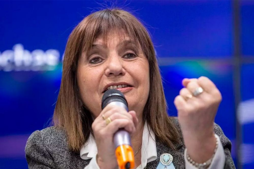 Bullrich abri el paraguas de la represin: Hay grupos anarquistas de extrema violencia
